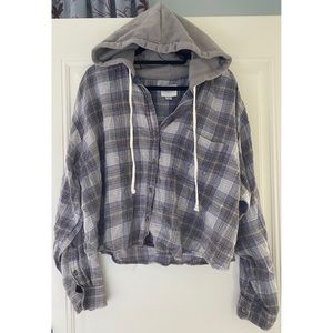 American Eagle Grey Cropped Flannel Hoodie